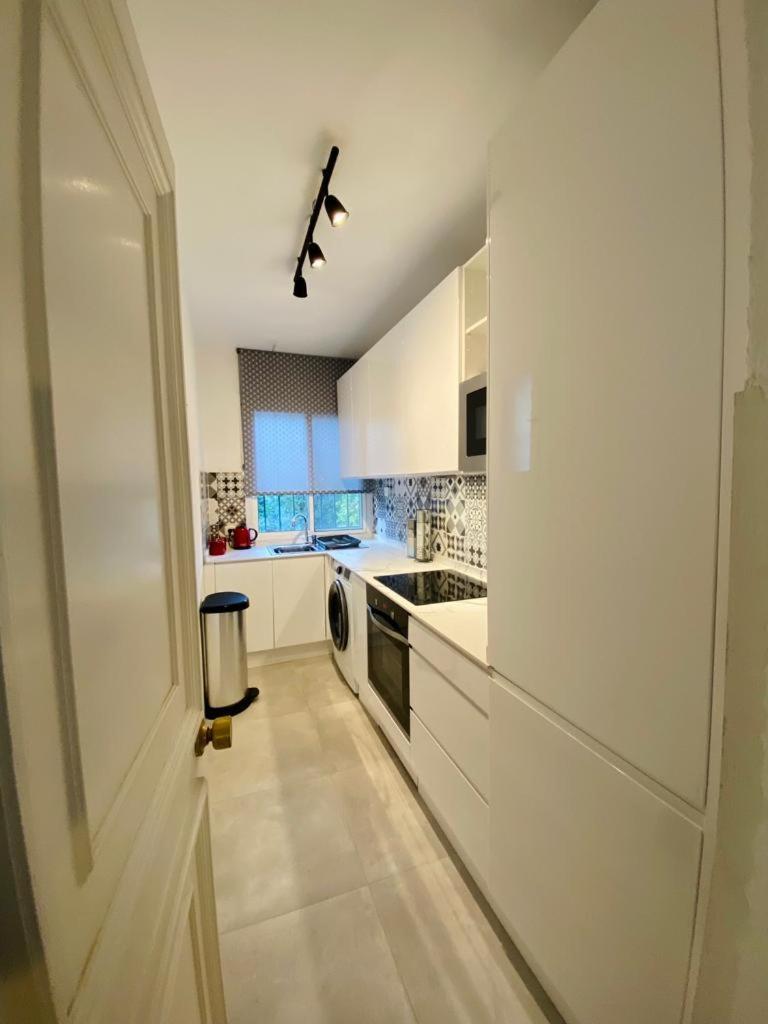 Benamara Gardens Apartment 埃斯特波纳 外观 照片